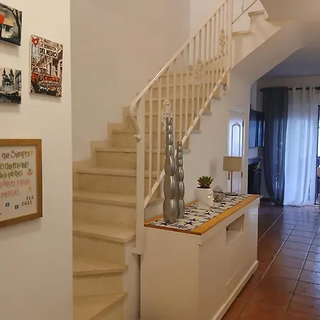 Montgo Sea & Mountain Apartment Denia